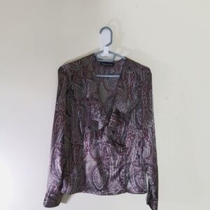 Jones New York Paisley Blouse in Red and Gray Size 10